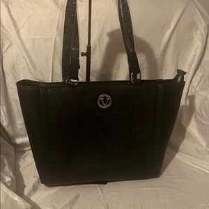 Vera New York New With Tags Jetta Black Tote Bag